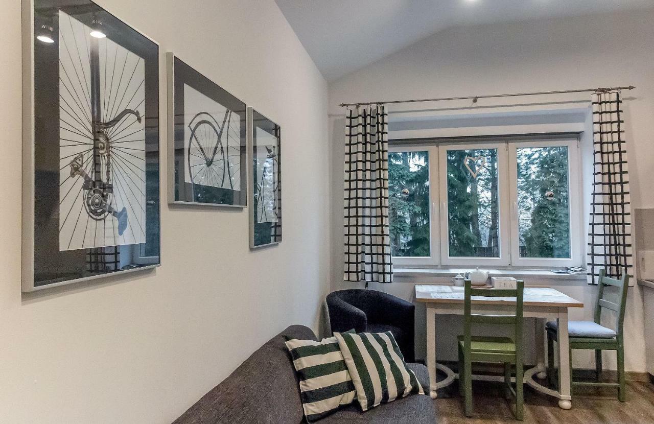 Green House - Two Bedroom Apartment 别尔斯克-比亚拉 外观 照片
